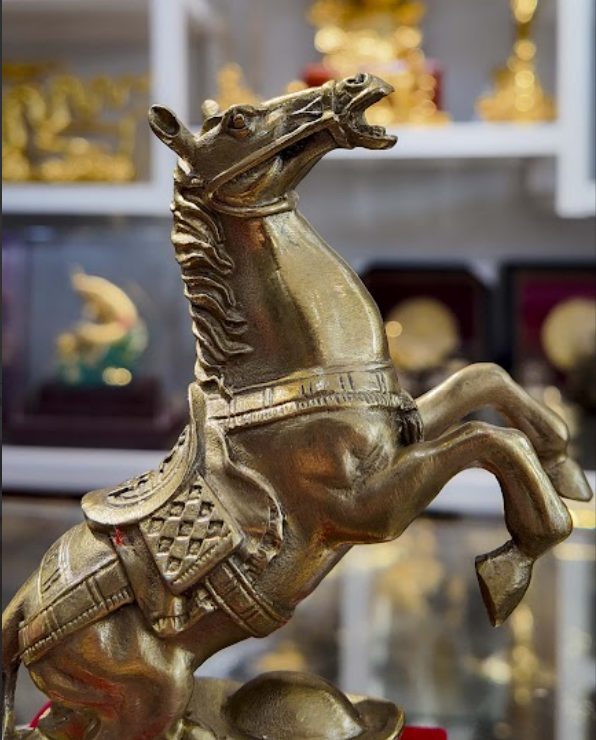 Tượng ngựa tài lộc mẫu 1